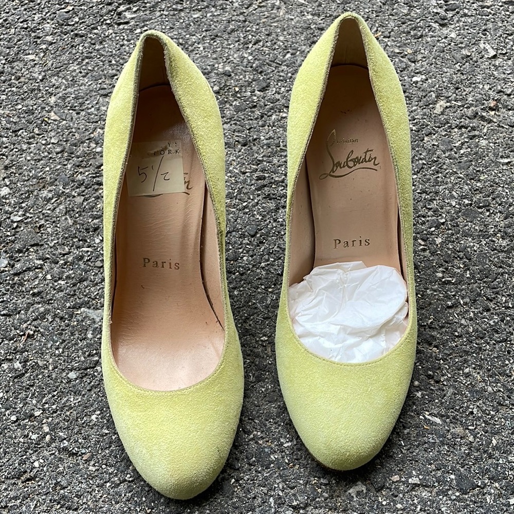 Christian Louboutin lime green size 35 1/2, 5.5 heels